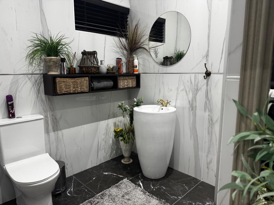 3 Bedroom Property for Sale in Marina Martinique Eastern Cape